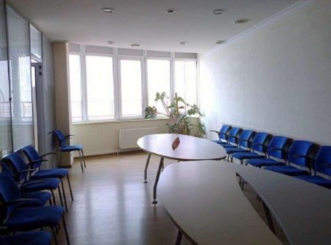 Rent out office. Одесса, Гагарина пр. — photo 1