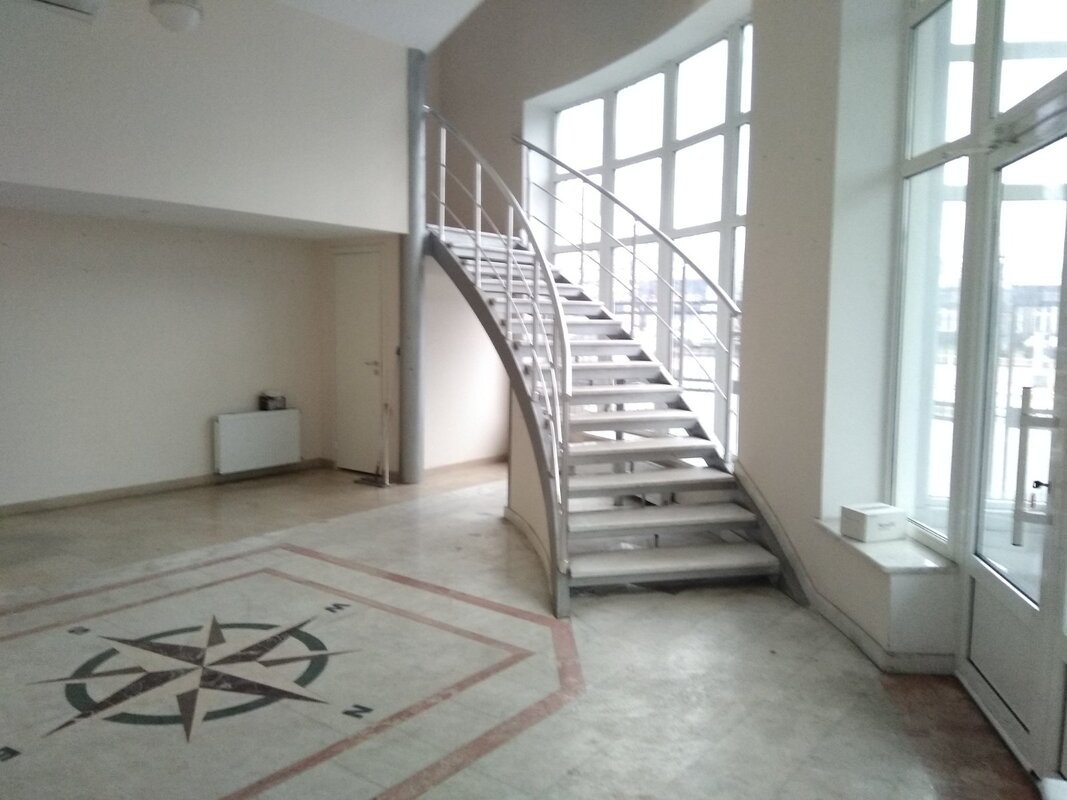 Rent out office. Одесса, Артиллерийская — photo 1