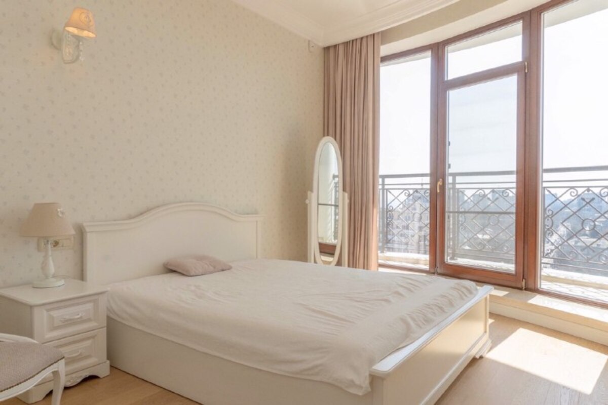 Sell 4-room apartment. Одесса, Французский б-р — photo 12