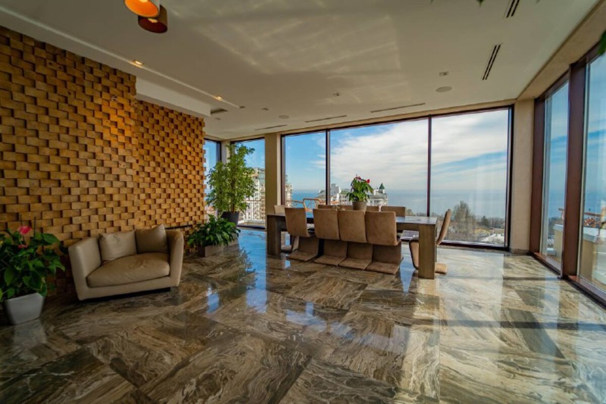 Sell 4-room apartment. Одесса, Французский б-р — photo 9