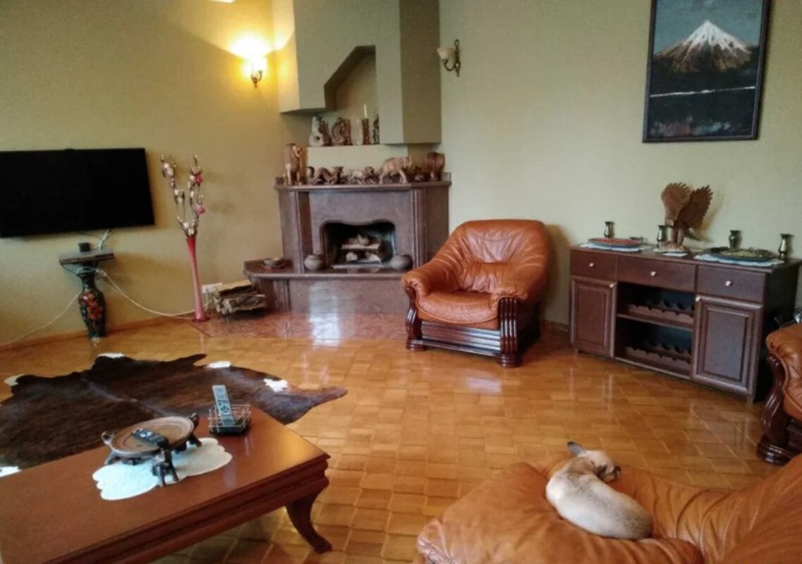 Sell 5-room apartment. Одесса, Пироговская — photo 1