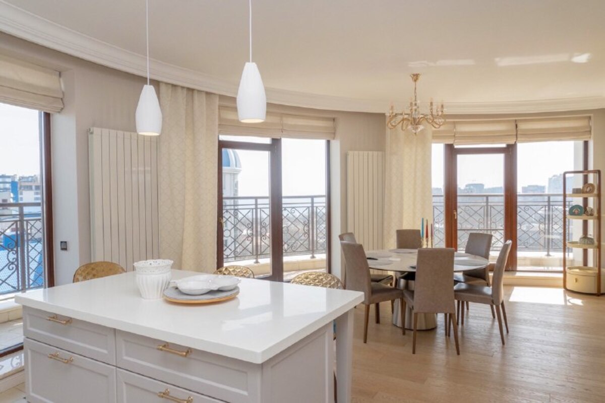 Sell 4-room apartment. Одесса, Французский б-р — photo 8