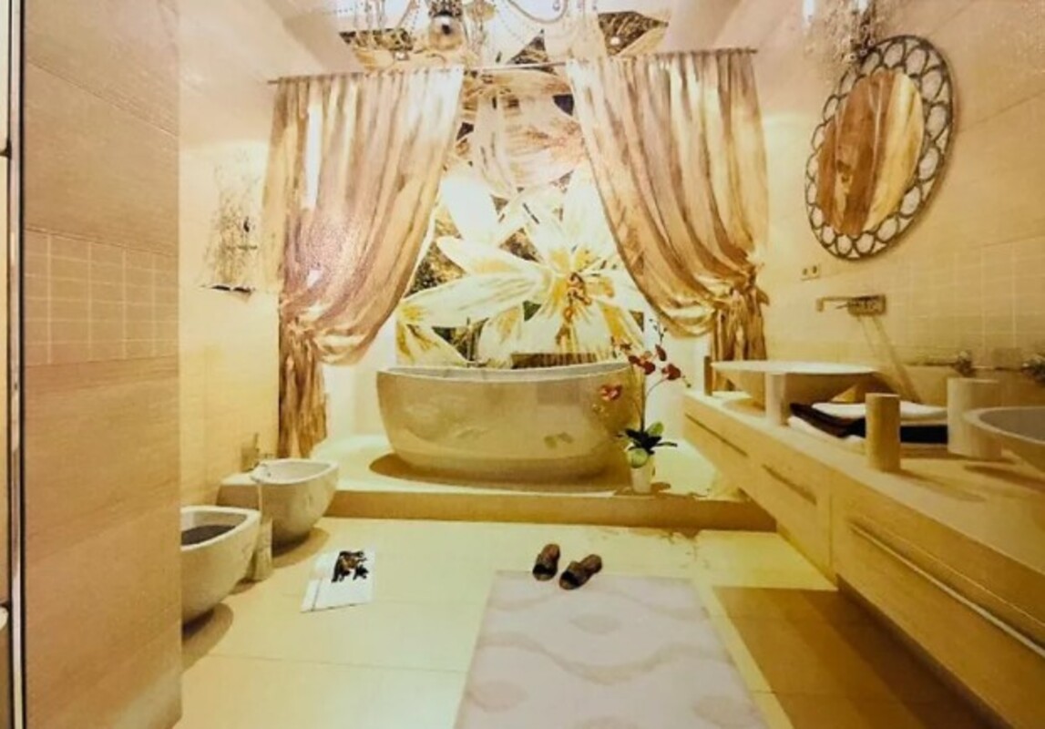 Sell 4-room apartment. Одесса, Французский б-р — photo 6