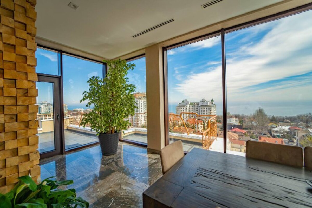 Sell 4-room apartment. Одесса, Французский б-р — photo 3